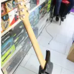 Fender-6-string-bass-guitar-2.webp
