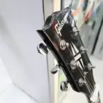 Gibson-jazz-Guitar.webp