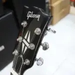 Gibson-jazz-Guitar.webp