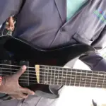 Fender-6-string-bass-guitar-2.webp