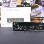 Behringer-UMC22-USB-Audio-interface-2.webp