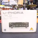 Behringer-UMC22-USB-Audio-interface-2.webp