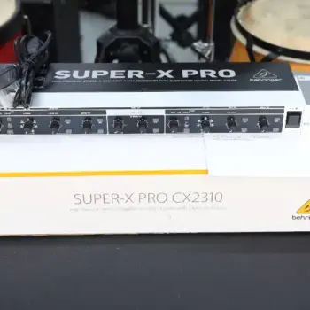 Behringer Super-X Pro