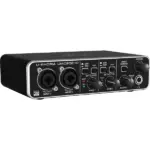 Behringer-UMC202HD-USB-Audio-interface-2.webp