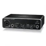 Behringer-UMC22-USB-Audio-interface-2.webp