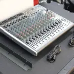 Behringer Xenyx X2222USB