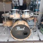 earl-Export-Lacquer-Standard-Nightshade-drum-set-3.webp