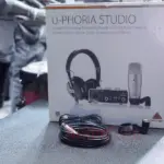 uphoria-behringer-studio.webp