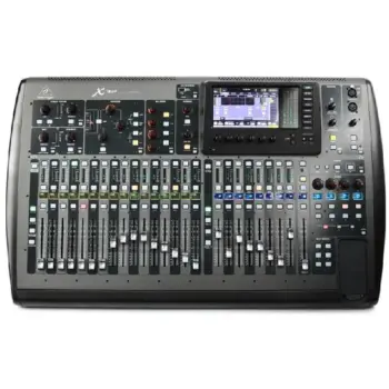 Behringer x32 digital mixer
