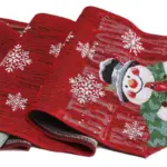 Durable-Christmas-table-cloth.webp