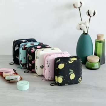 Sanitary pouch