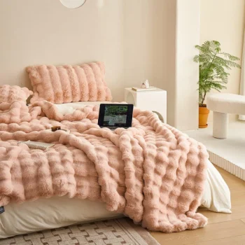 Faux Fur Bubble Blanket