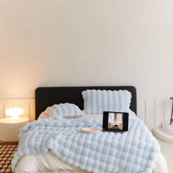 faux fur blanket